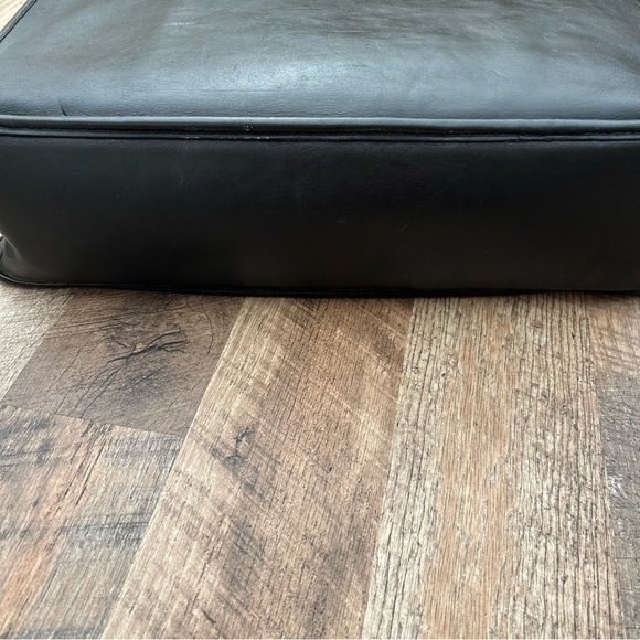 Vintage Coach 5266 Beekman Black Leather Briefcase - Picture 15 of 17